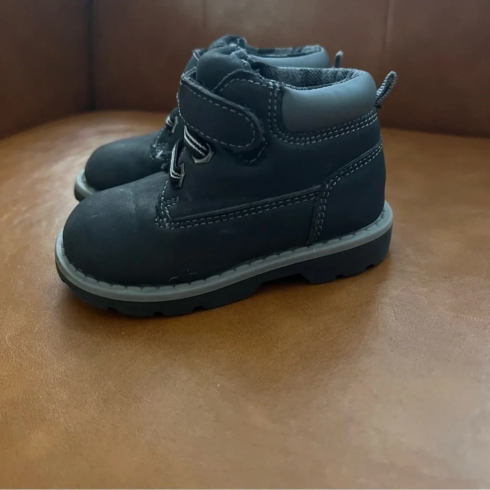 Garanimals Kids Toddler Size 4 Black Boots Shoes Booties
